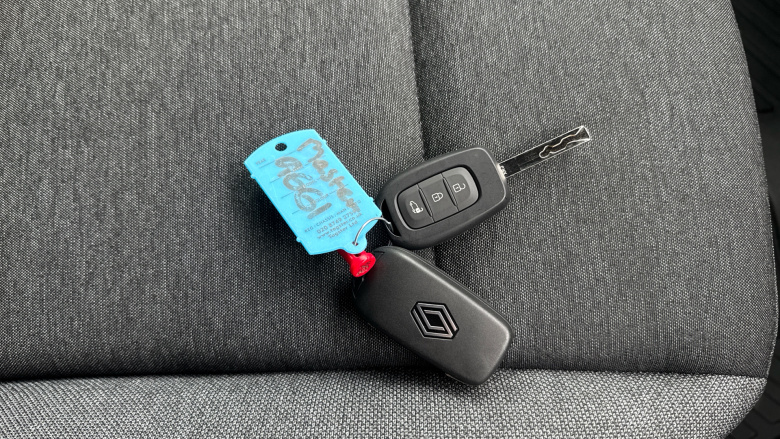 Renault Master Mwb Diesel Fwd MM35 Blue dCi 130 Advance Medium Roof Van